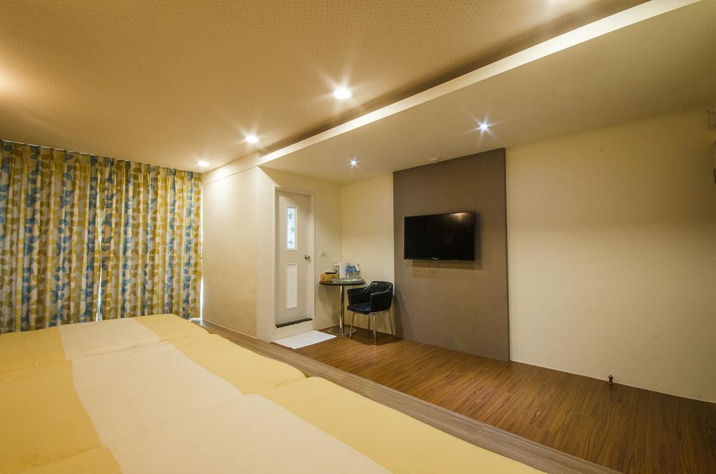 Sunny House Luodong Quarto foto